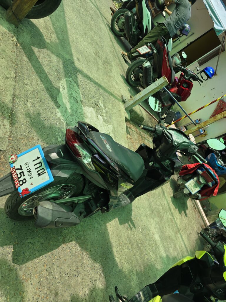 125 cc or other bikes can be rented from the island, in the picture you can see 125 cc motorbike