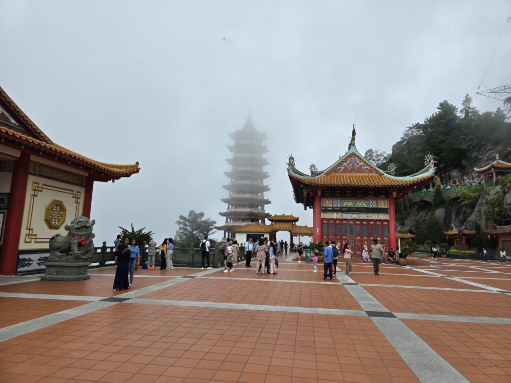 beautiful view of Chin Swee Caves temple